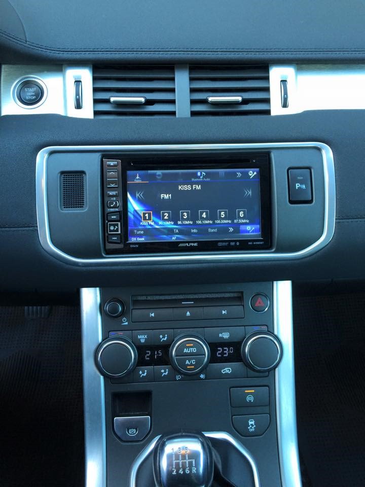 Autoradio GPS Range Rover Evoque remplace poste d'origine 5 pouces