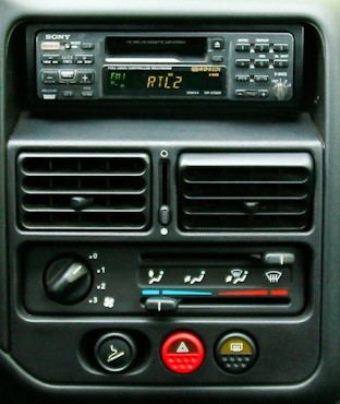 poste radio origine peugeot