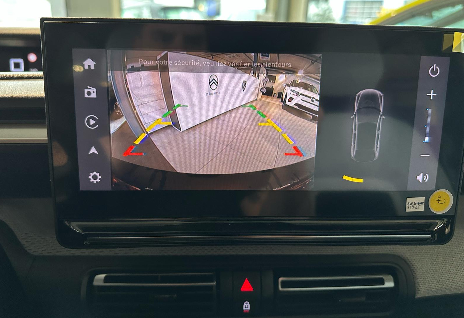 visuel camera de recul sur ecran Citroen C3