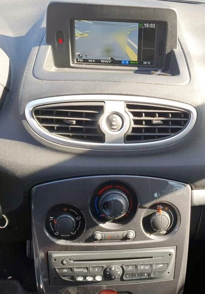 Autoradio Renault Clio Android CarPlay GPS HighTechPrivee