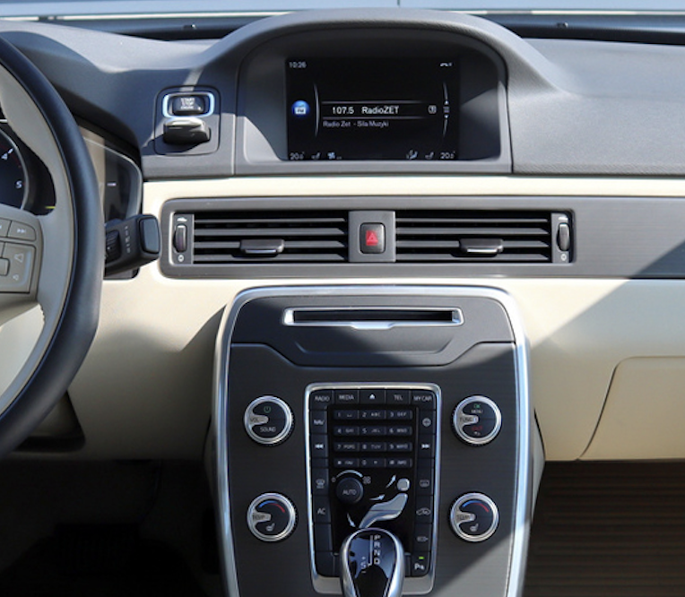 Écran Volvo S80 V70 XC70 compatible CarPlay 2014-2016 vue 1