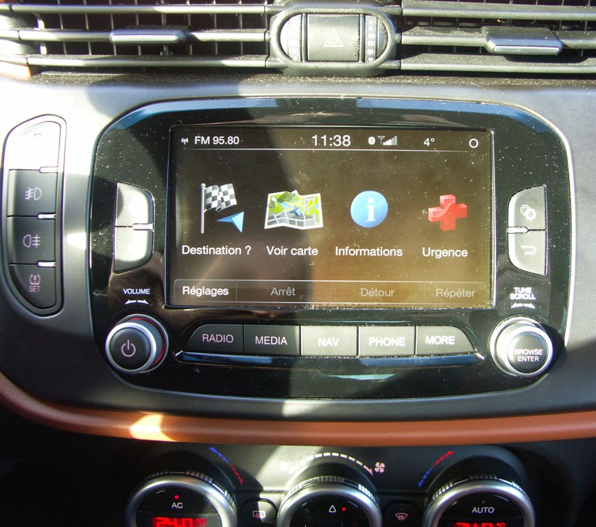 Écran Alfa Romeo Giulietta compatible CarPlay 2014-2025 sans CD
