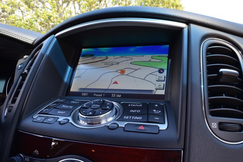 Écran Infiniti QX50 compatible CarPlay 2015-2018