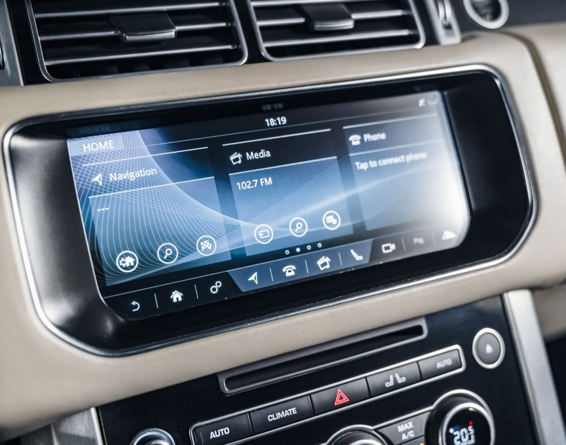 Système InControl Pro Touch 10 pouces Range Rover Sport L405 2017-2022 compatible CarPlay vue 2