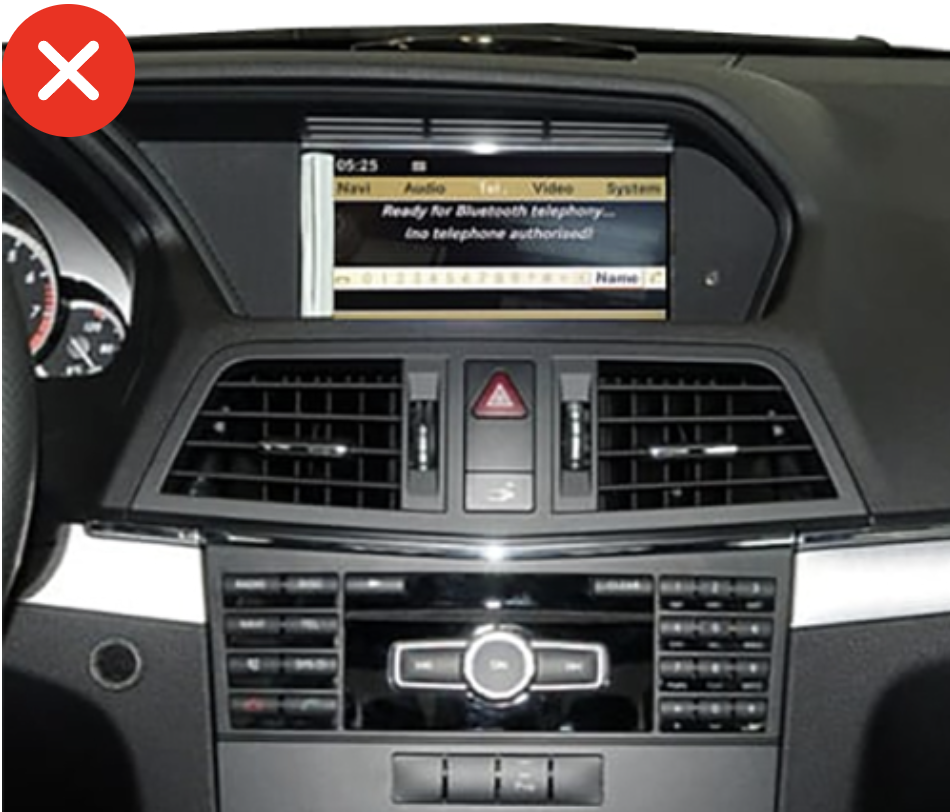 Tableau de bord Mercedes Classe E W212 berline break 2012-2016 console centrale climatisation automatique bizone DYNAMIC SELECT 5 modes conduite bouton Eco Comfort Sport Sport Plus Individual suspension AIRMATIC pneumatique bouton réglage hauteur commandes audio volume molette COMAND Controller NTG4.5 touchpad COMAND Controller tactile NTG5.0 compatibilité écran Android 12,3 pouces 32 cm 1920x720 pixels navigation menus Android via molette touchpad préservés AIRMATIC DYNAMIC SELECT 5 modes