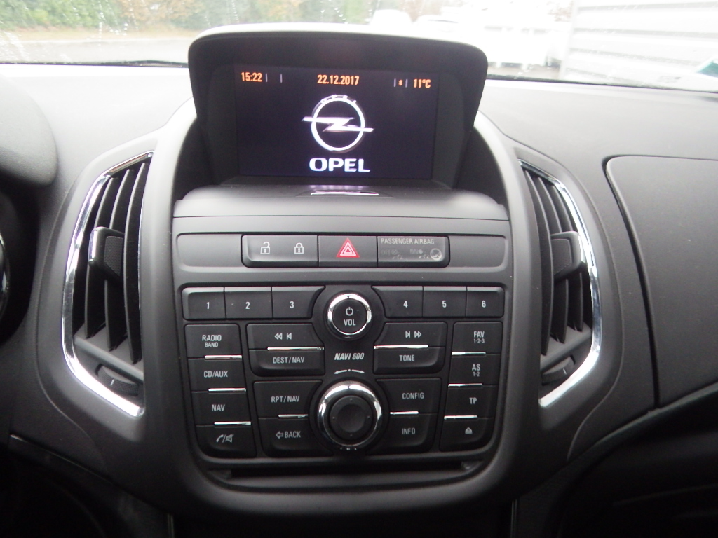 tableau de bord camera de recul opel zafira tourer