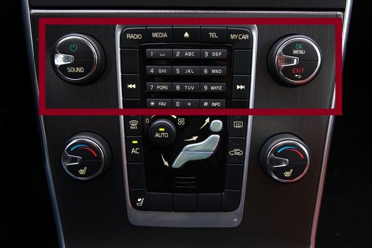 Volvo sans boutons GLOBE non compatible CarPlay