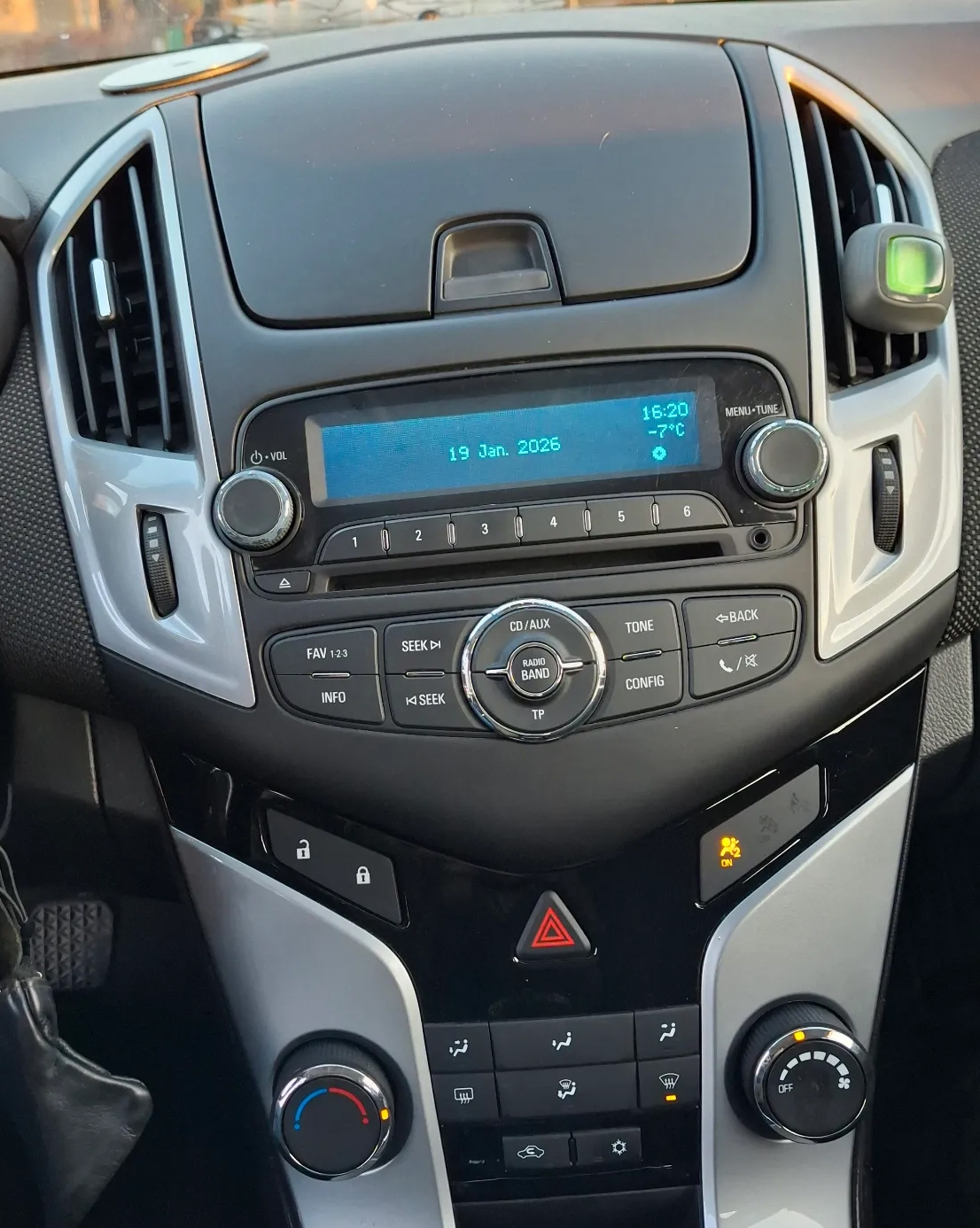 poste d’origine Chevrolet Cruze 2012-2015