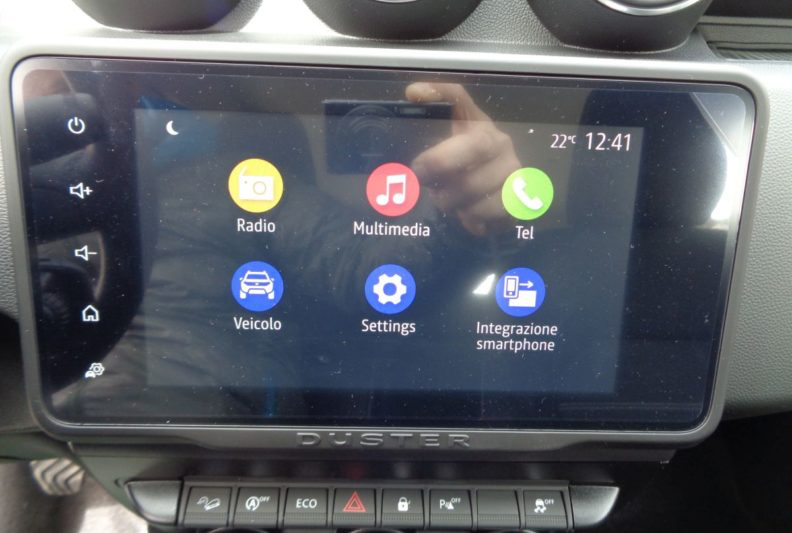 Autoradio Dacia Duster | CarPlay Android sans fil | HighTech-Privee