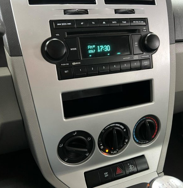 Autoradio origine Dodge Caliber 2007 2012 PM crossover compact console centrale