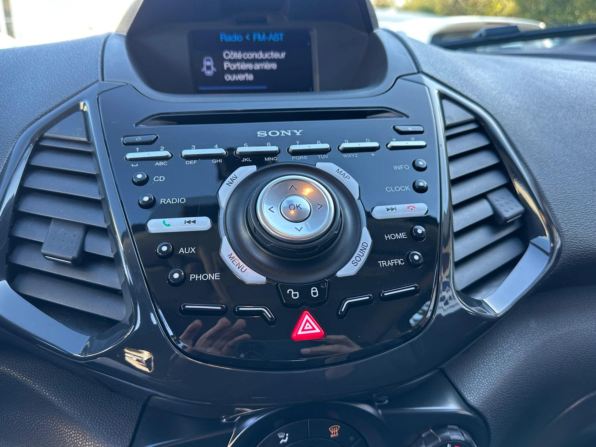 écran d’origine Ford EcoSport 2012-2017 remplaçable (modèle 4)
