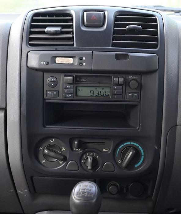 poste d’origine Isuzu D-MAX 2001-2006