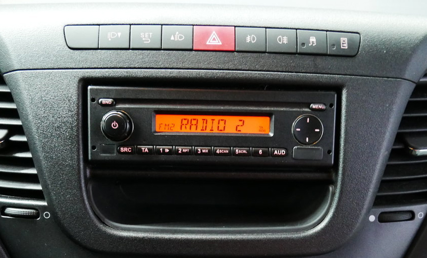 KIT Autoradio multimédia USB/Bluetooth Iveco Daily de 2014 à 2024