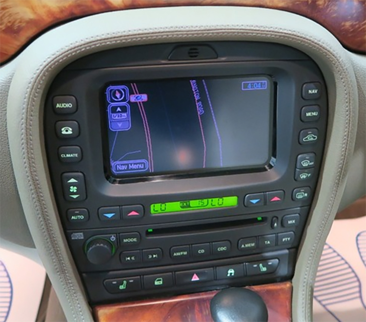 Autoradio GPS navigation origine Jaguar S-Type