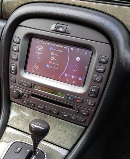 X-Type navigation premium