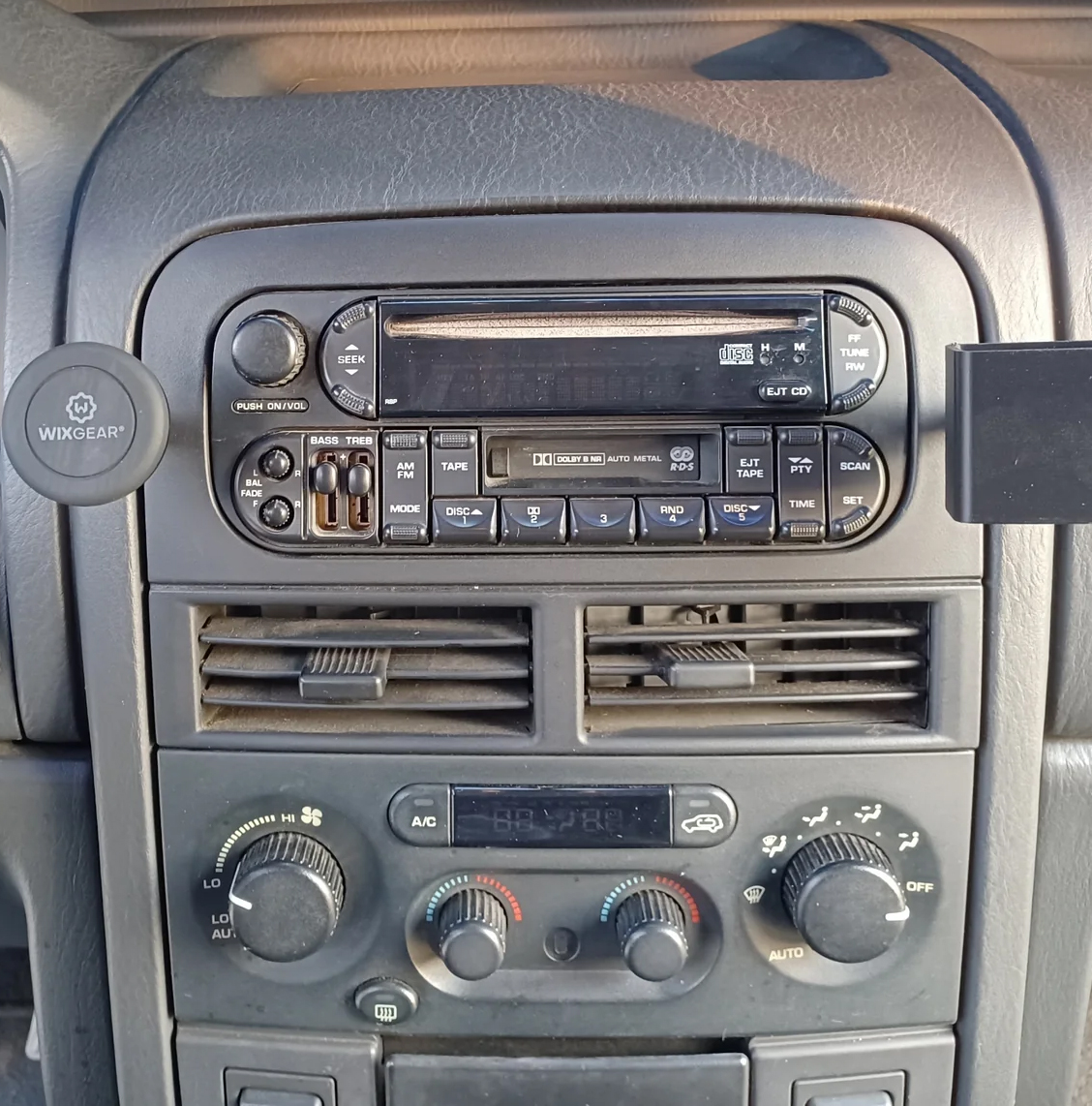 Autoradio origine Jeep Grand Cherokee 1998 2004 WJ SUV 4x4 console centrale tableau de bord
