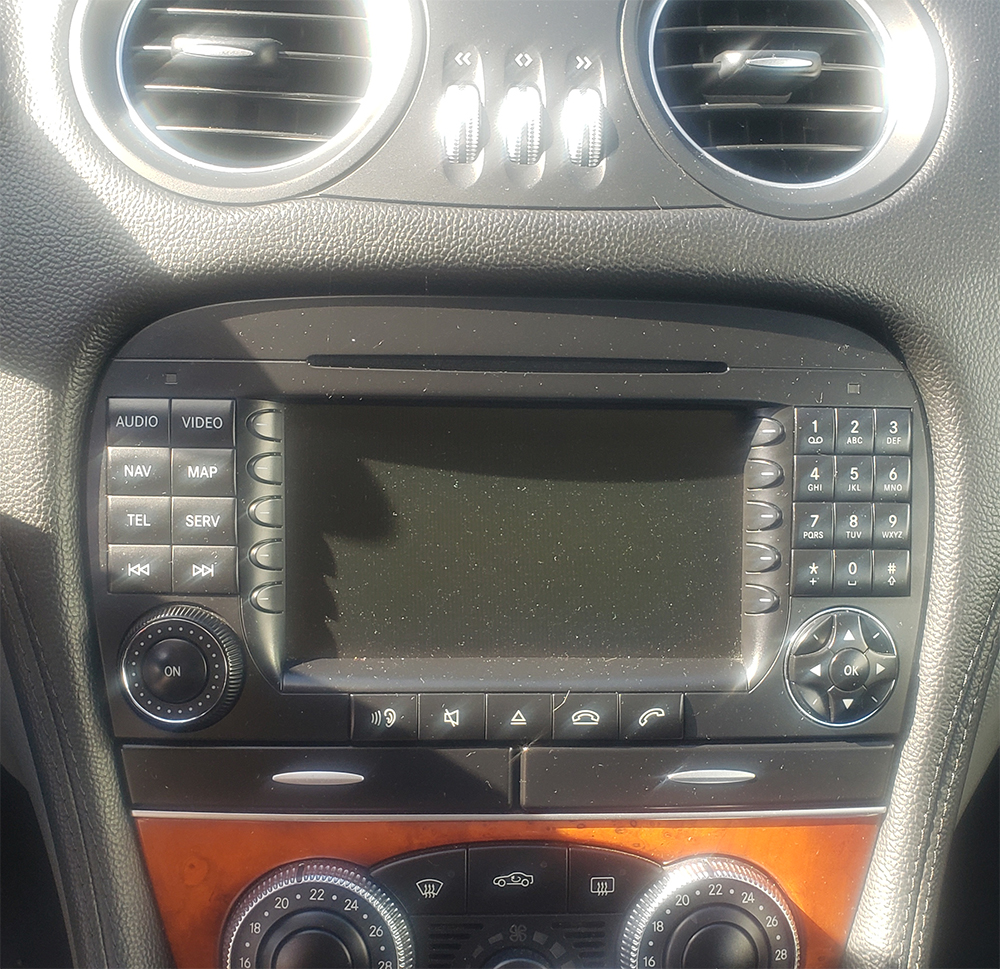 poste d’origine Mercedes SL