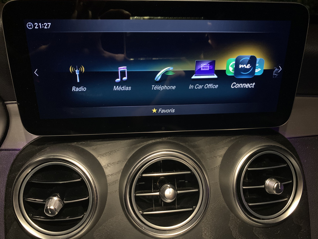 Écran Mercedes Classe C W205 NTG5.5 10,25 pouces COMAND Online pavé tactile compatible CarPlay 2017-2019