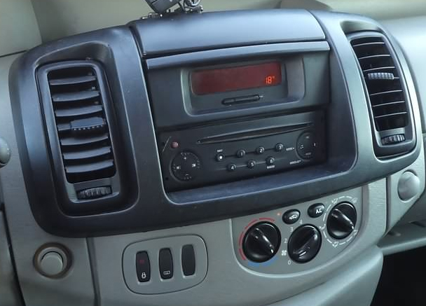 Autoradio d'origine Renault Trafic