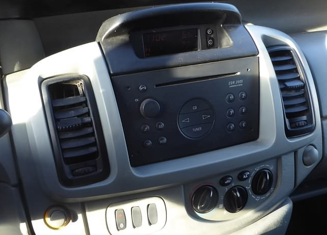 Autoradio d'origine Renault Trafic