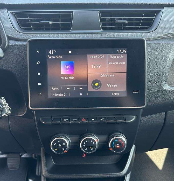 poste d’origine Renault Express depuis 2021