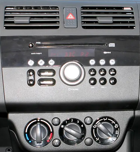 AUTORADIO SUZUKI SWIFT 2010