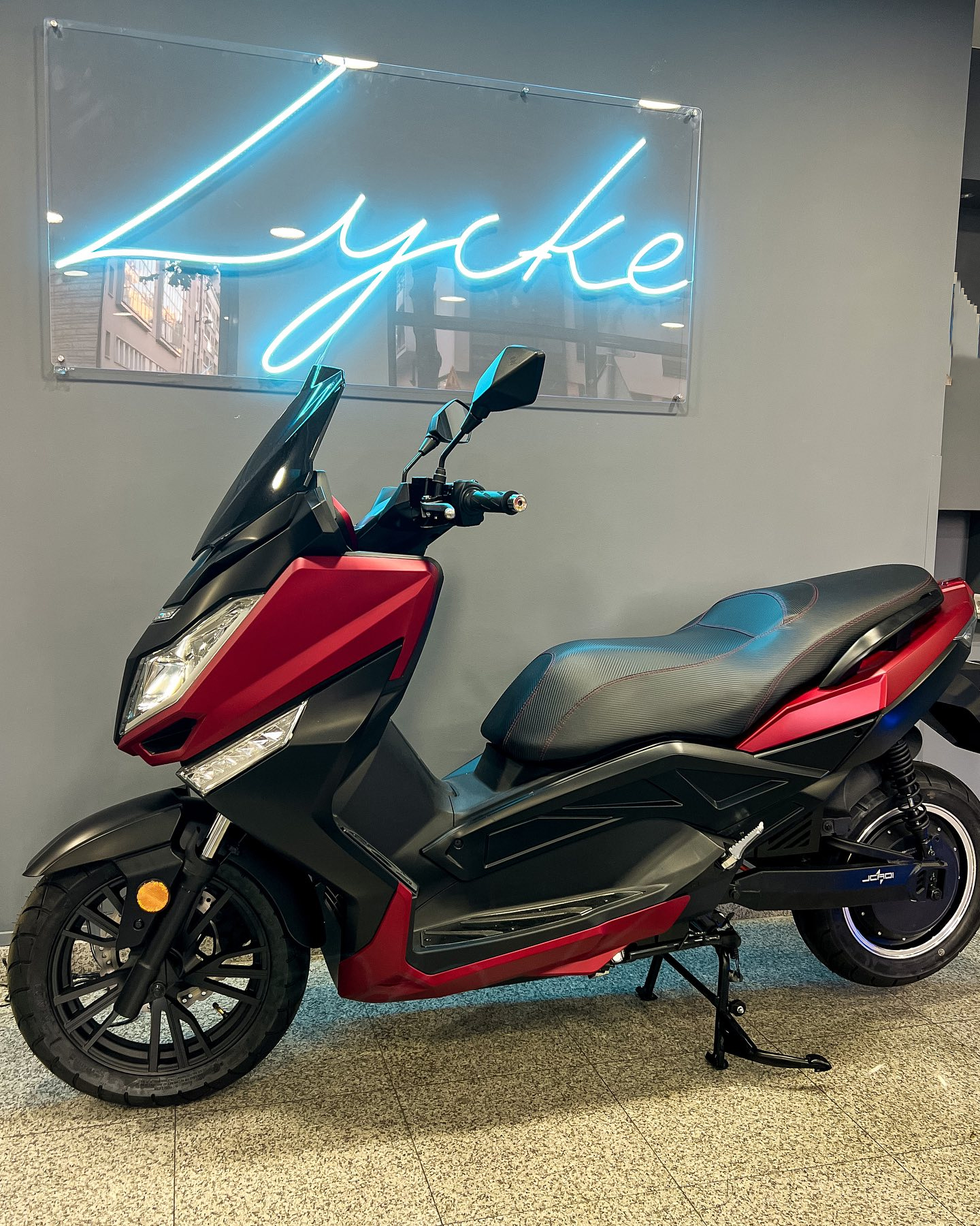 Moto électrique Lycke Leo90