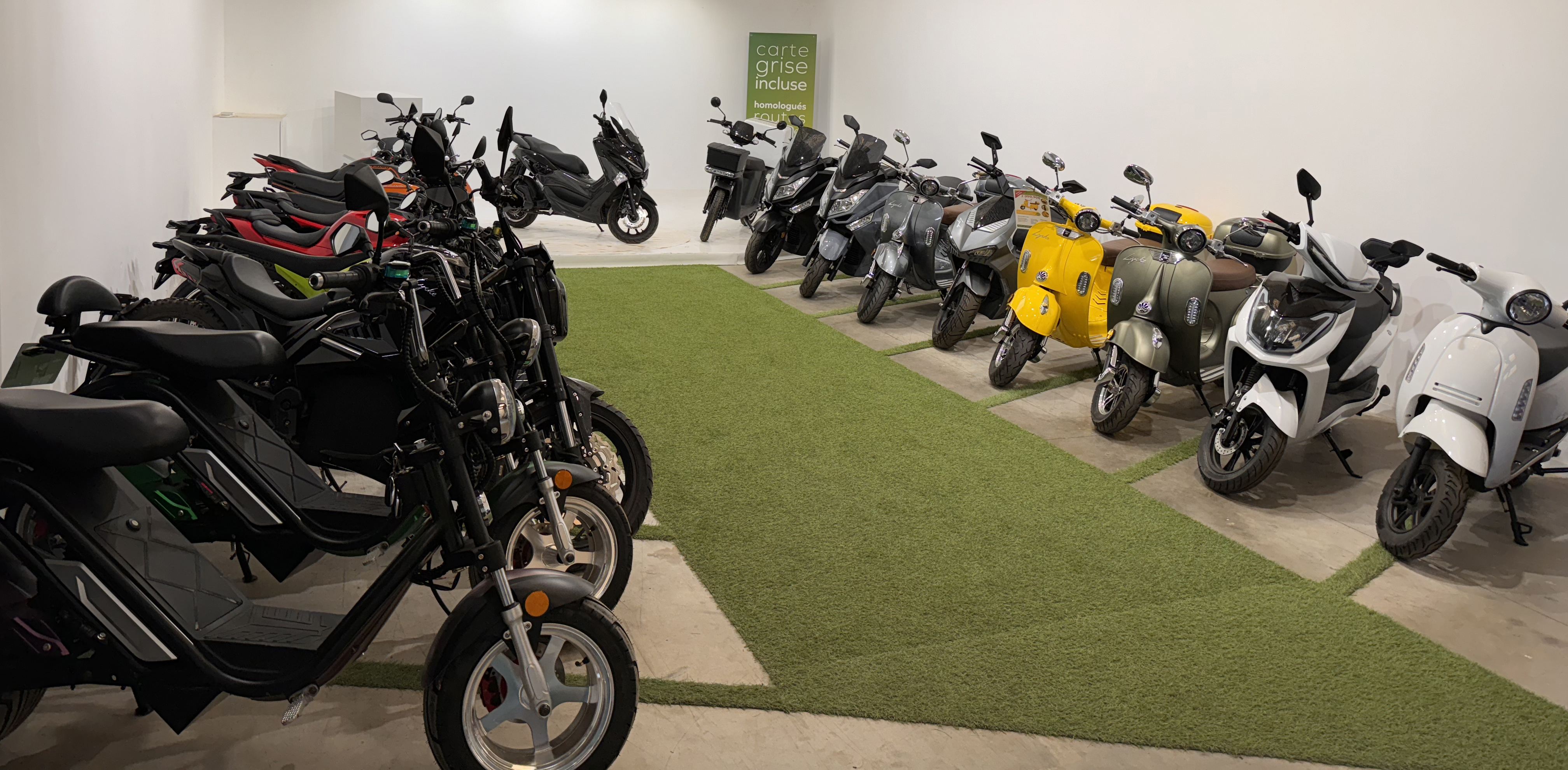 Gamme complète scooters électriques 50cc LYCKE